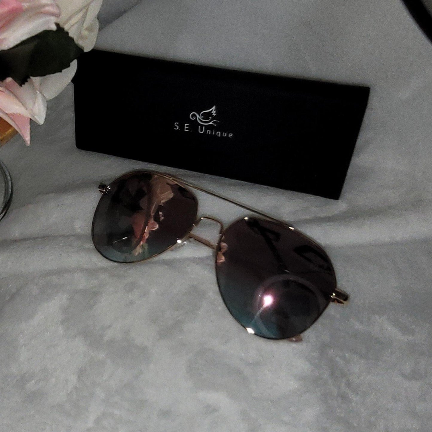 S.E. Unique Aviator Sunglasses with Full Rim Metal Frame